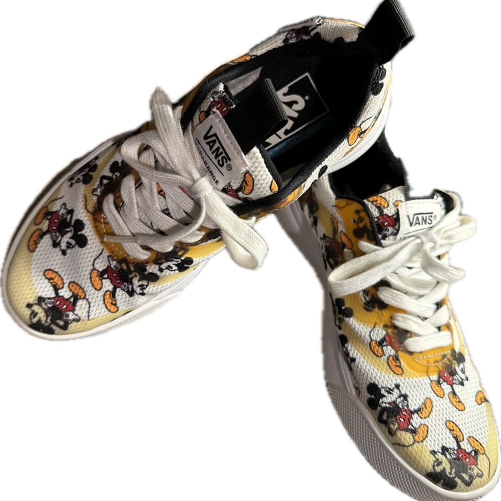 VANS X Disney UltraRange Mickey Mouse Shoes Womens 7  Mens 5.5 - Picture 4 of 7